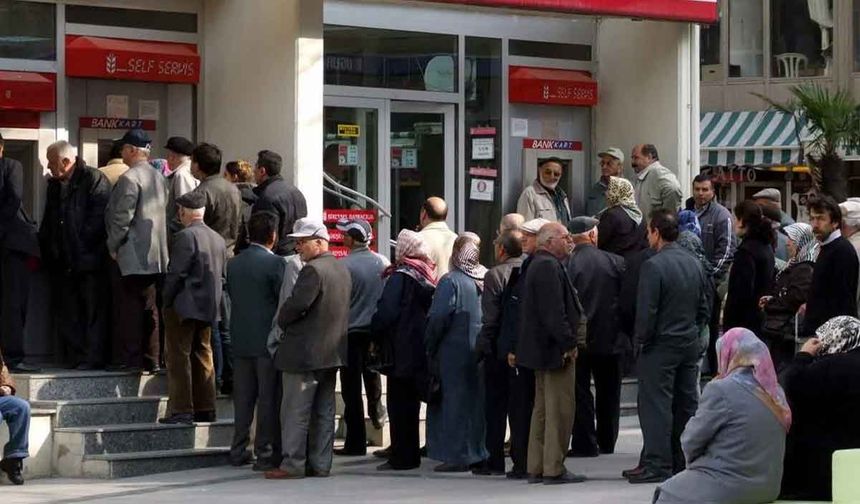 En düşük emekli maaşı 14 bin 469 lira oldu