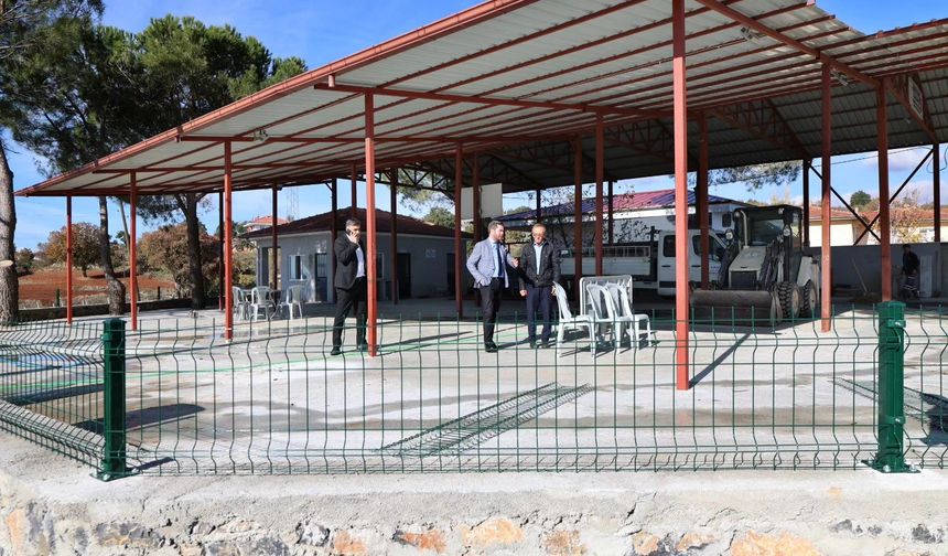 Başkan Tatık, Güzelköy Mahallesi Sosyal Tesis çalışmalarını yerinde inceledi