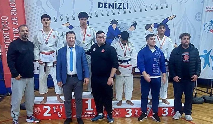 Denizli’de judo grup şampiyonası heyecanı nefes kesti