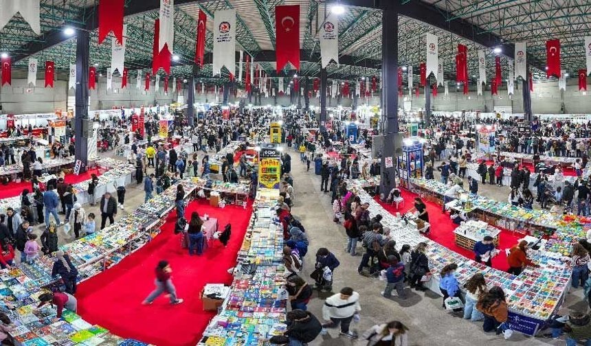 Fuar Standı Tasarımında Güçlü Bir Marka: BayZ Tasarım