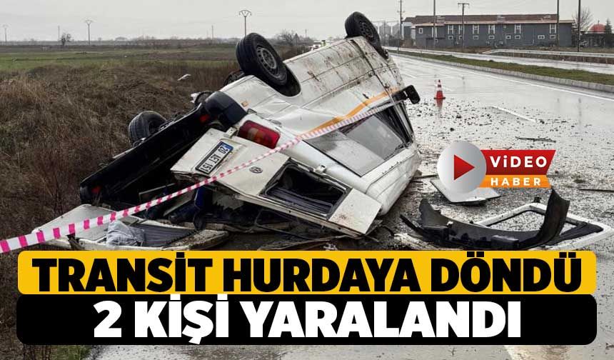 Denizli-Uşak Karayolunda Korkutan Kaza: Transit Takla Attı, 2 Yaralı!