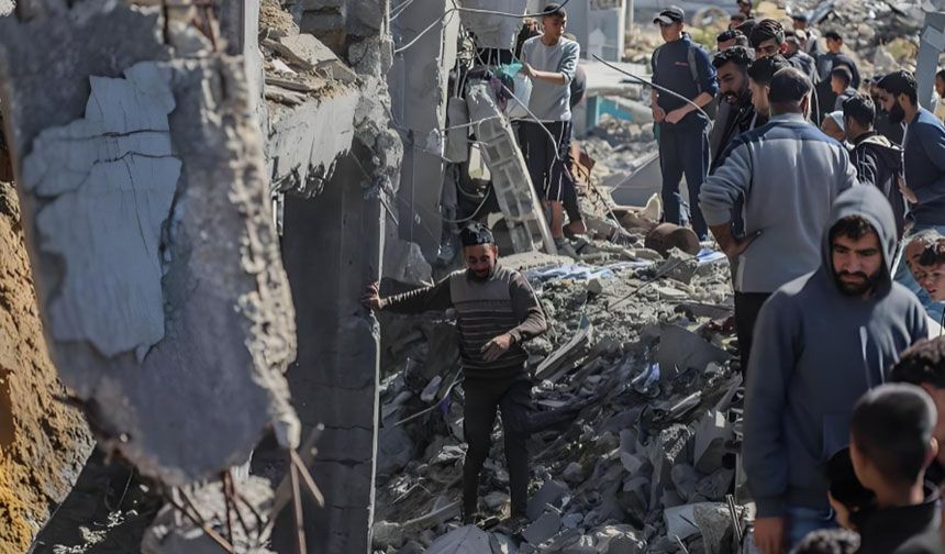 ABD Sivil Tesisleri Hedef Almakla Tehdit Ediyor, İnsani Sınırları Açıkça Çiğniyor