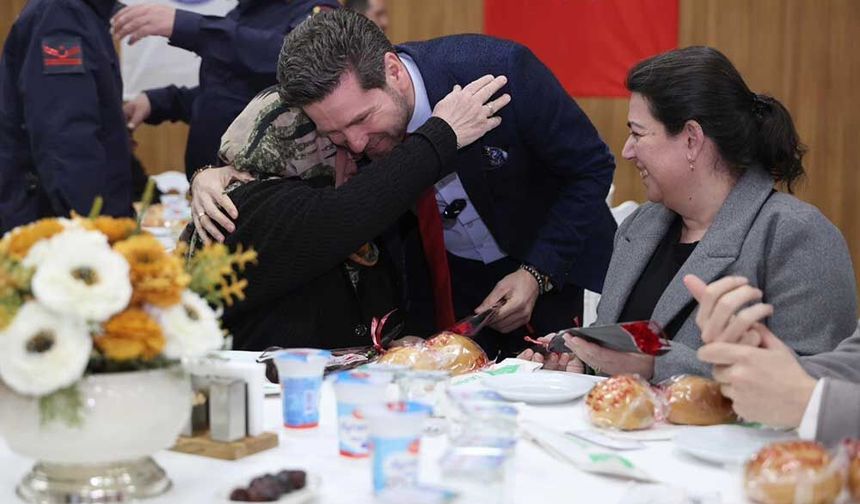 Başkan Tatık, şehit aileleri ve gazilerle iftar yemeğinde bir araya geldi