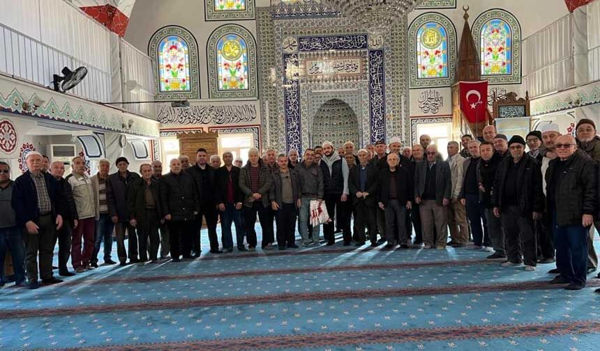 Buldan Akçalar Camisinde mukabele geleneği hatim duasıyla taçlandı