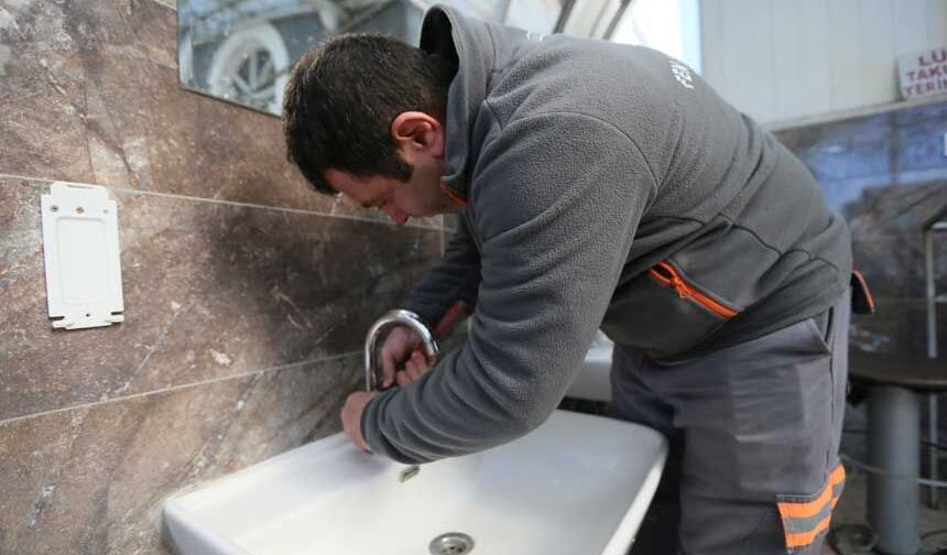 Pamukkale'de Başkan Ertemur Cami Şadırvanlarını Yeniledi