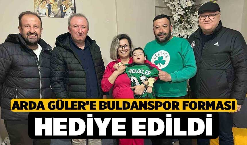 Arda Güler’e Buldanspor forması hediye edildi