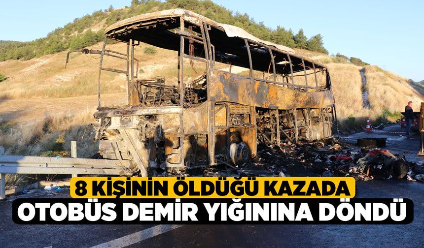Denizli-Aydın Otoyolu’nda Katliam Gibi Kaza: 8 Ölü, 33 Yaralı! Otobüsten Sadece Demir Yığını Kaldı