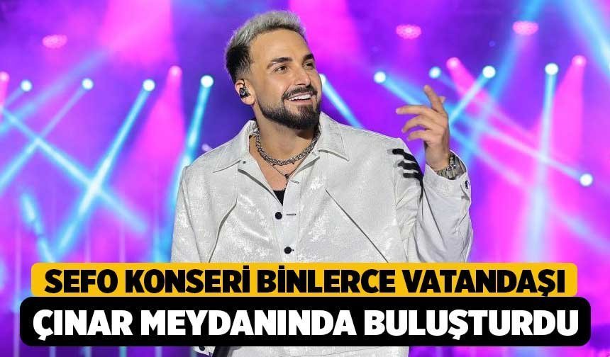 Denizli’de Sefo Konserine Binlerce Vatandaş Akın Etti