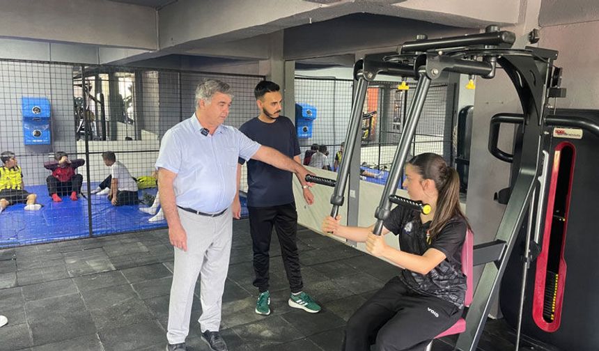 Çardak Belediyesi Fitness Salonunu Vatandaşın Hizmetine Açtı
