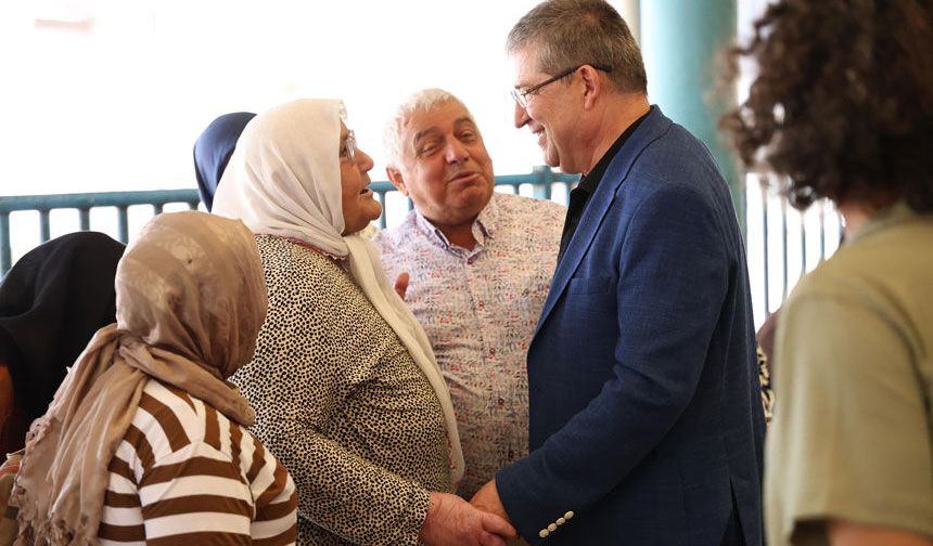 Ak Parti Denizli Teşkilatı Denizli'yi Hane Hane Dolaşıyor