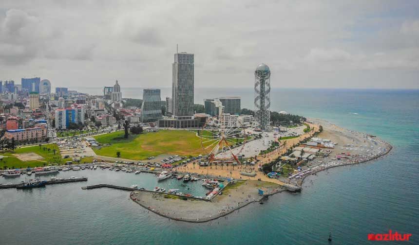 Batum: Karadeniz'in Modern Yüzü ve Gürcistan'ın Turizm Başkenti