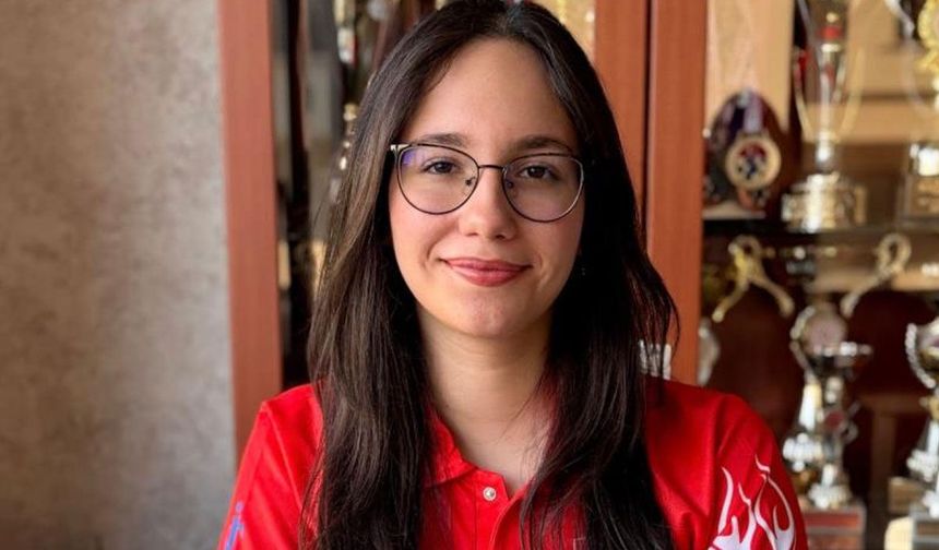 Denizlili Milli Satranç Sporcusu Gülin Dönmez Dartmouth College’a Kabul Edildi!