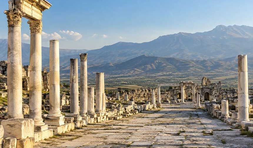Doğal ve Tarihi Güzellikleriyle Denizli Turizmi
