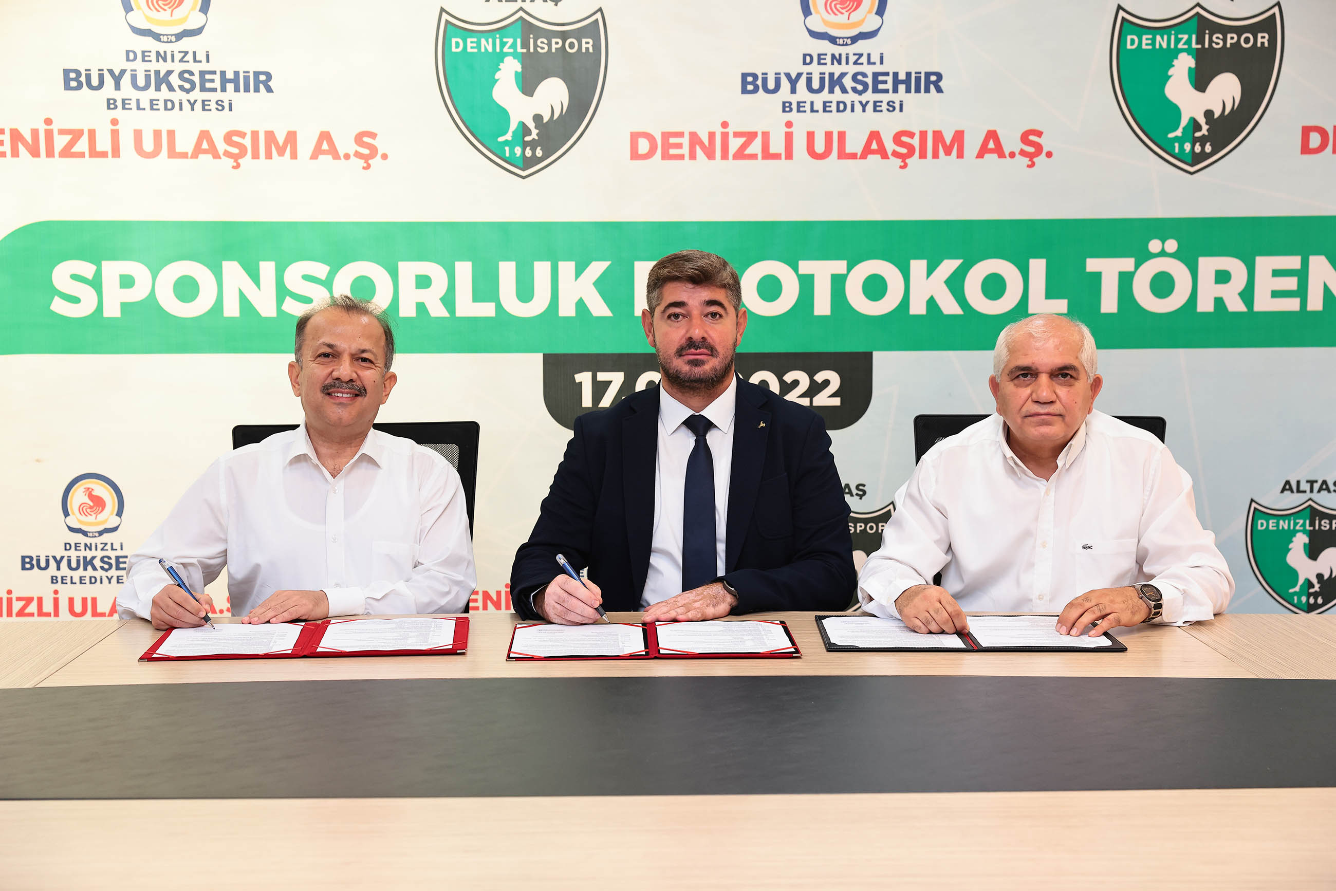 Büyükşehir'den Denizlispor'a dev destek (1)