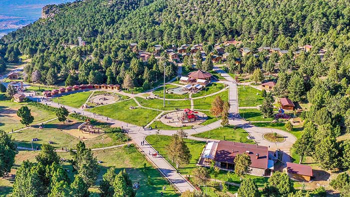 denizlililer-teleferik-ve-bagbasi-yaylasinda-serinliyor-2