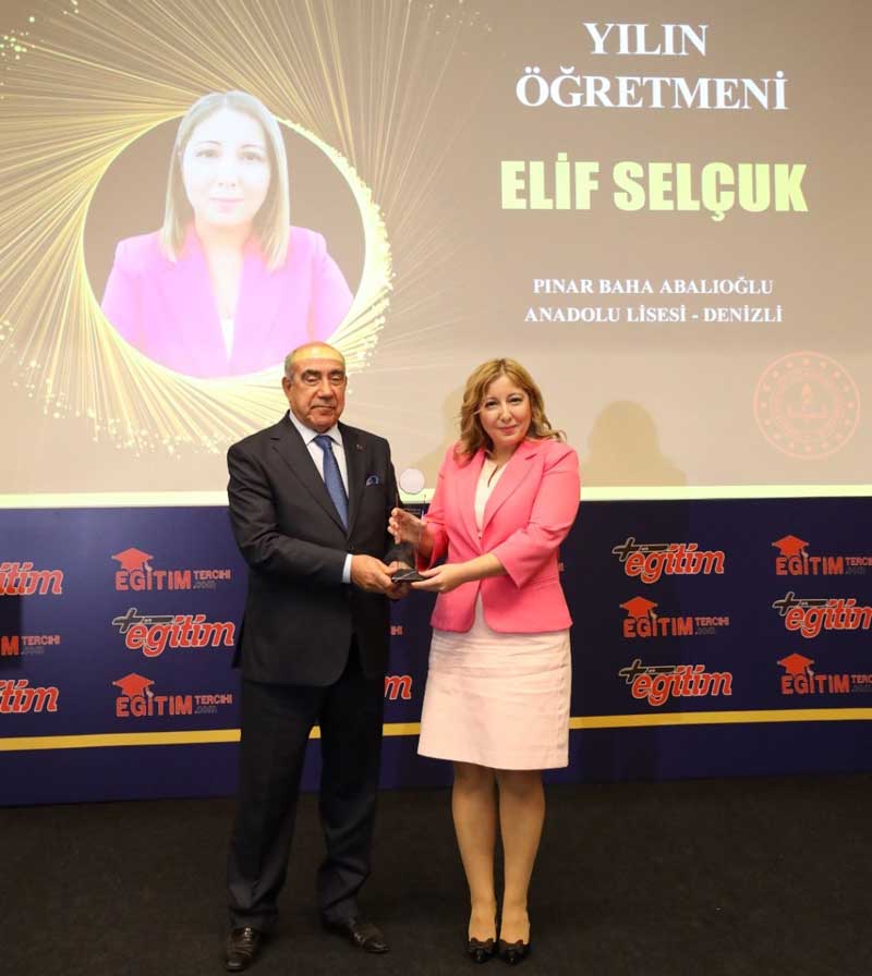 denizlili-elif-ogretmen-yilin-ogretmenlerinden-bir-tanesi1