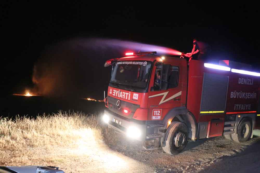 Denizli Hacieyuplu Arazi Yangini2