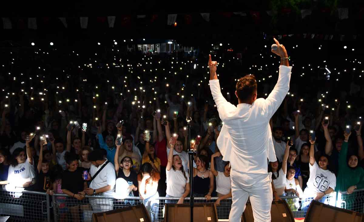 Yenicekentte Festival Coskusu Basladi 3