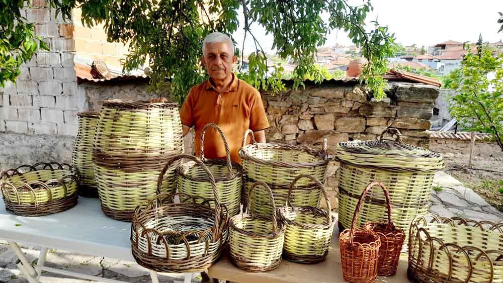 Denizli Cal Akkent Sepet Sanatci Muharrem Kaya3