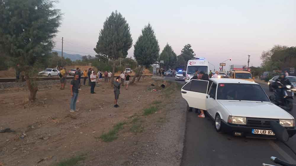 Denizli Treni Raylardan Gecen Yasli Kadina Carpti 2