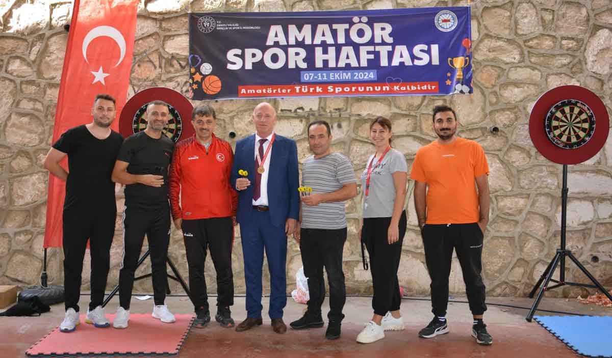 Baskan Kumral Genclerle Birlikte Spor Yapti 2