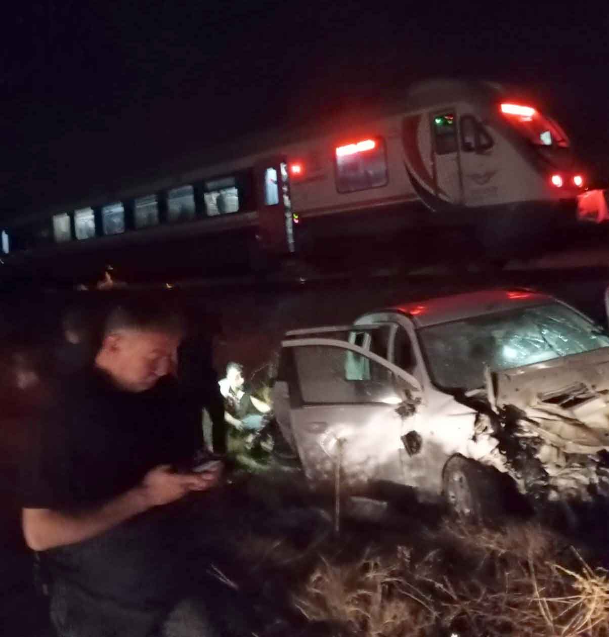 Denizli Tren Kaza Isci Servisi Hemzemin Gecit2