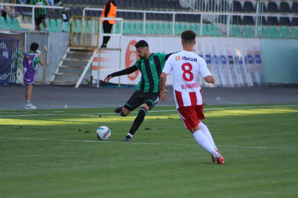 Denizlispor Kendi Evinde Kahramanmaras1