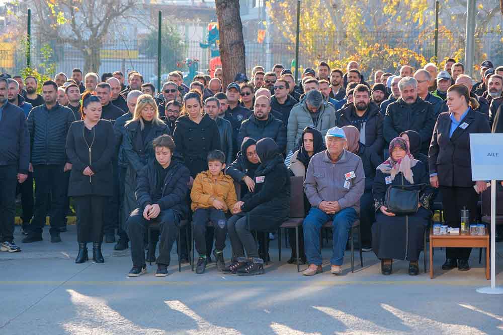 Denizlide Hayatini Kaybeden Polis Memuru Serdar Gulcan Icin Toren Duzenlendi 3