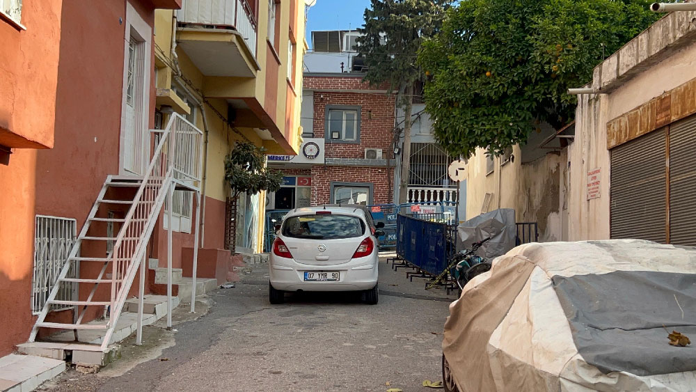 Izmir Sevgilisinin Cansiz Bedeni Karakol Teslim Konak2