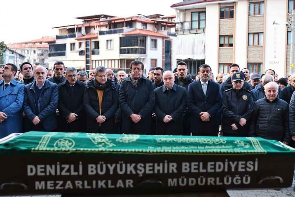 Ak Parti Denizli Il Baskani Subasioglunun Dayisi Son Yolcuguna Ugurlandi 2