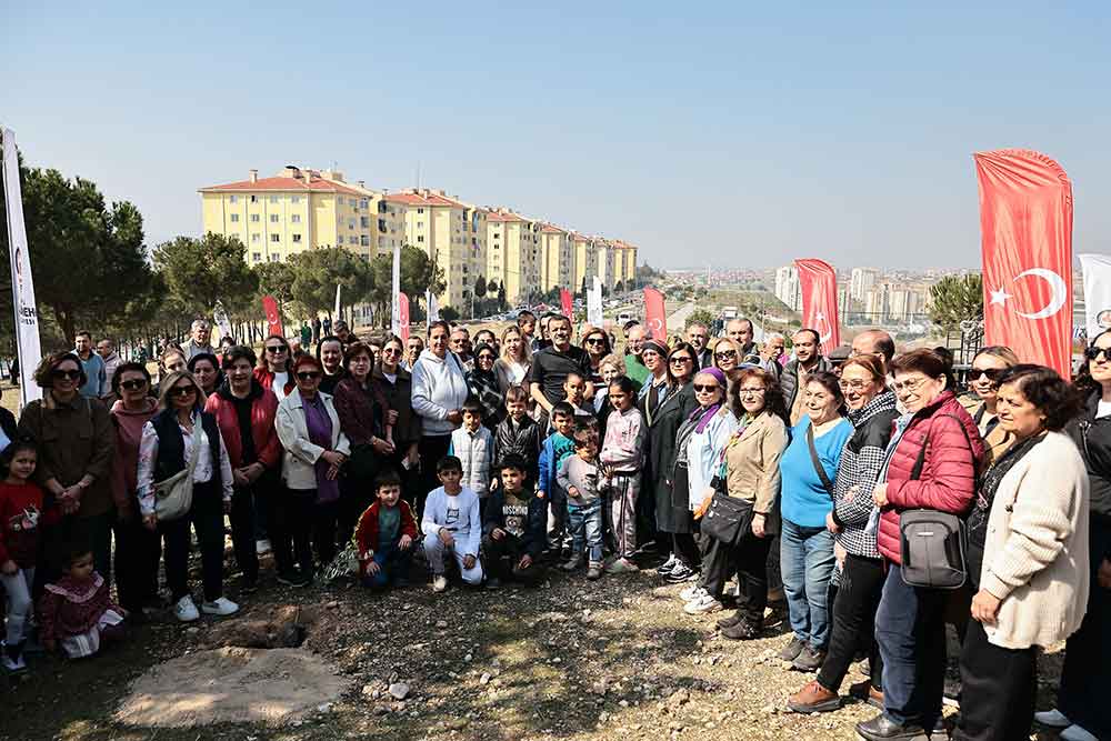 Katledilen 445 Kadin Anisina Denizlide Fidanlar Toprakla Bulustu 1