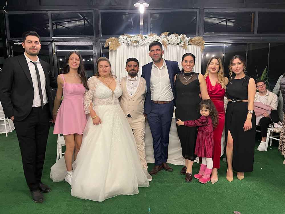 Rus Gelin Turk Usulu Dugunle Dunya Evine Girdi 3