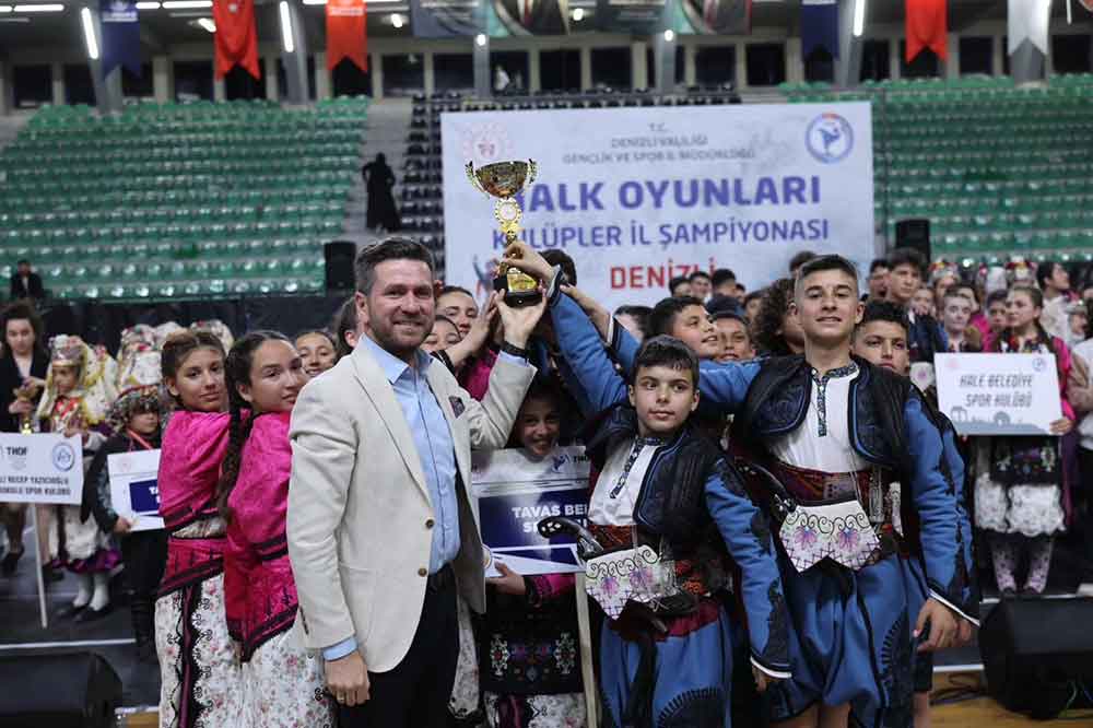 Tavas Belediyesispor Kulubu Halk Oyunlarinda Zirvede 2