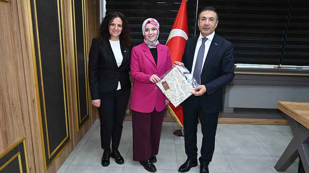 Baskan Erdogan Basarili Girisimci Kadinlari Tebrik Etti 4