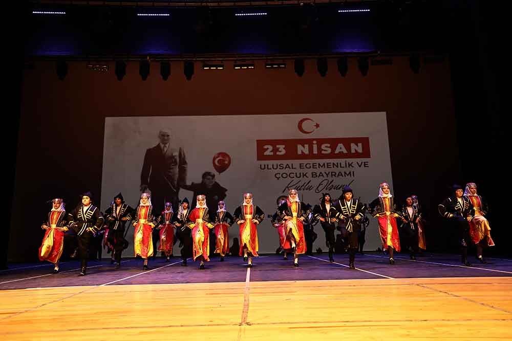 Denizlide 23 Nisan Senligi 2