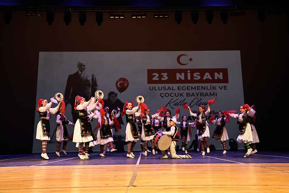 Denizlide 23 Nisan Senligi 5