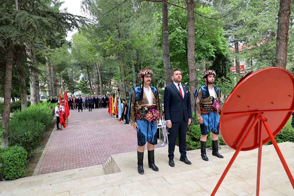 Baskan Tatik Bagimsizlik Atesinin Yakildigi Tavasta Zeybek Kulturunu Yasatacagiz 1