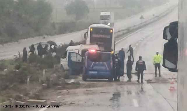Denizli Buldan Kaza Yolcu Otobusu Manisa1
