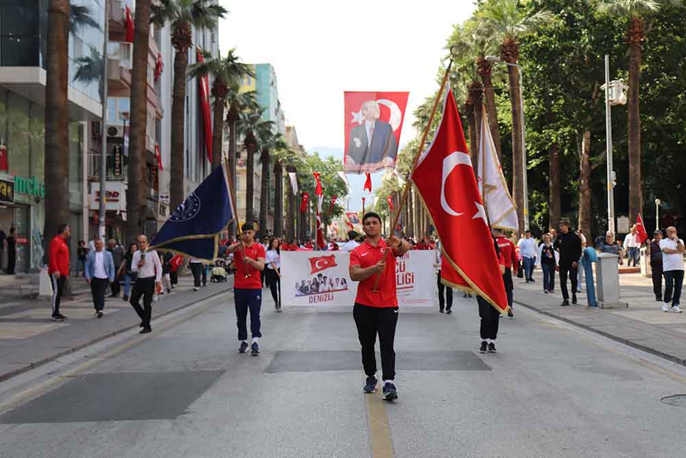 Denizlide 19 Mayis Ataturku Anma Ve Genclik Spor Bayrami Coskuyla Kutlandi 2