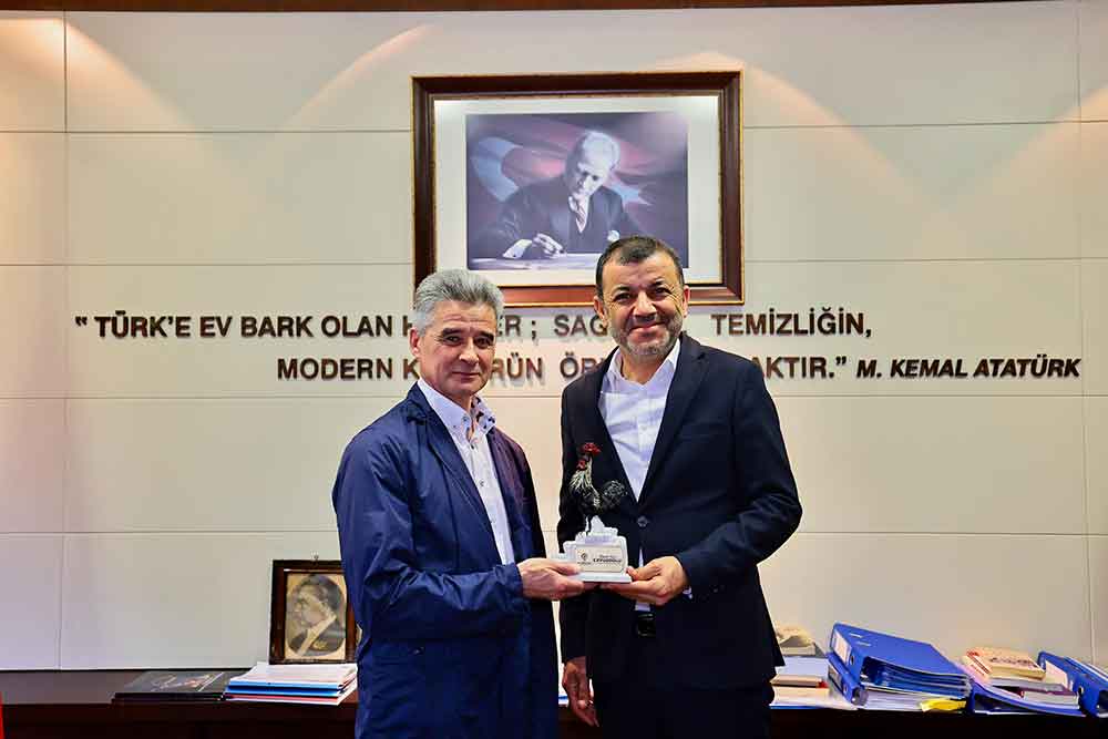 Kizil Ordu Korosundan Baskan Cavusogluna Ziyaret