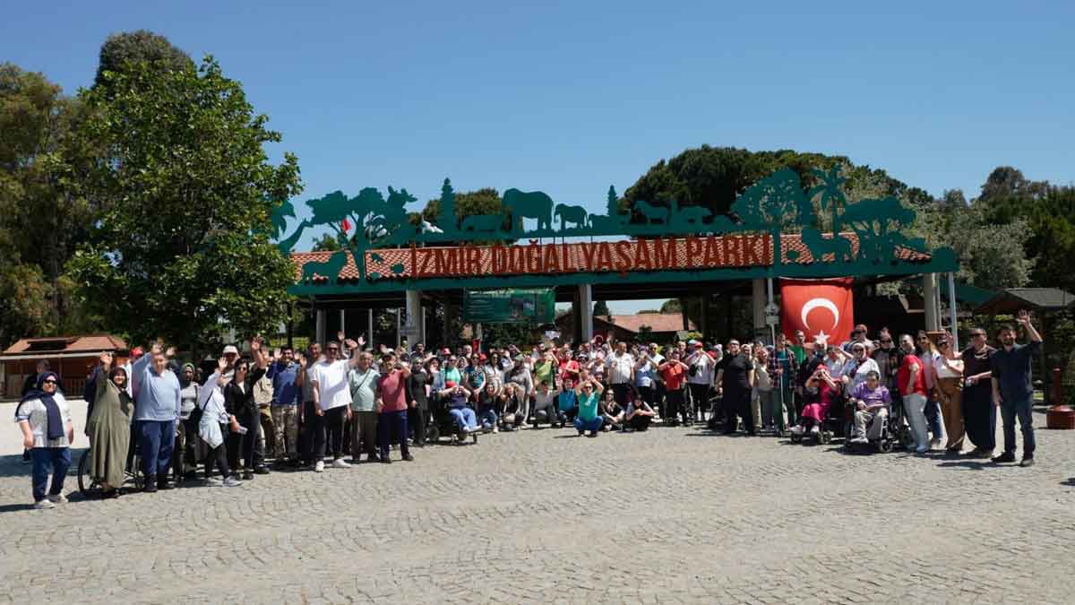 Merkezefendi Belediyesi Ozel Insanlar Izmir Gezisi3