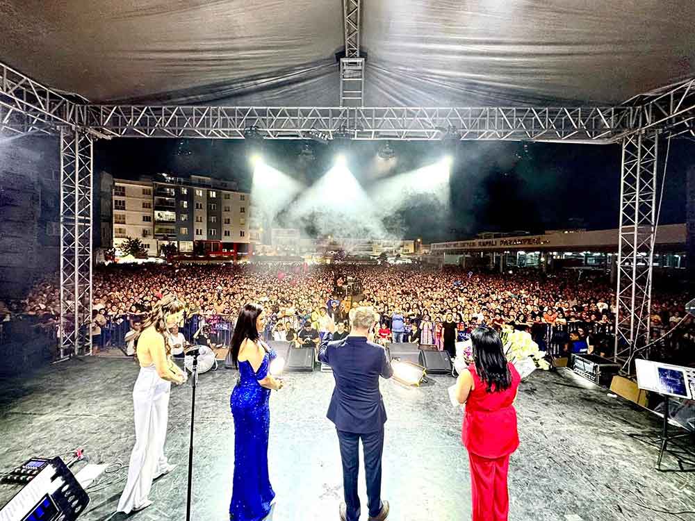 Saraykoyde 16 Tarim Ve Kultur Festivali Zara Konseriyle Sona Erdi 1