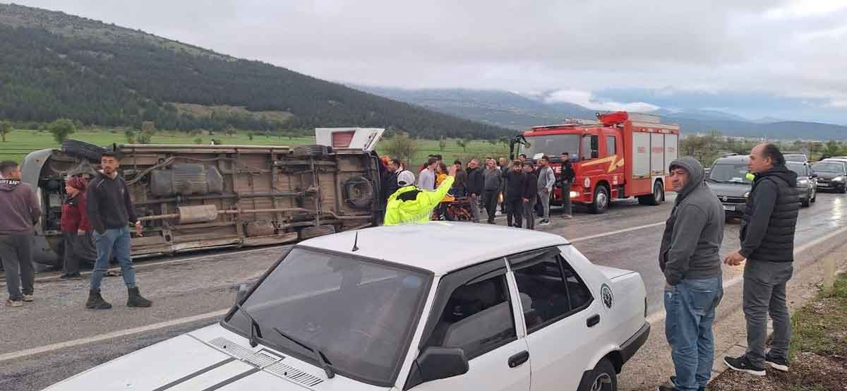Tavas Makasinda Kaza Denizli Isci Servisi Minibus4