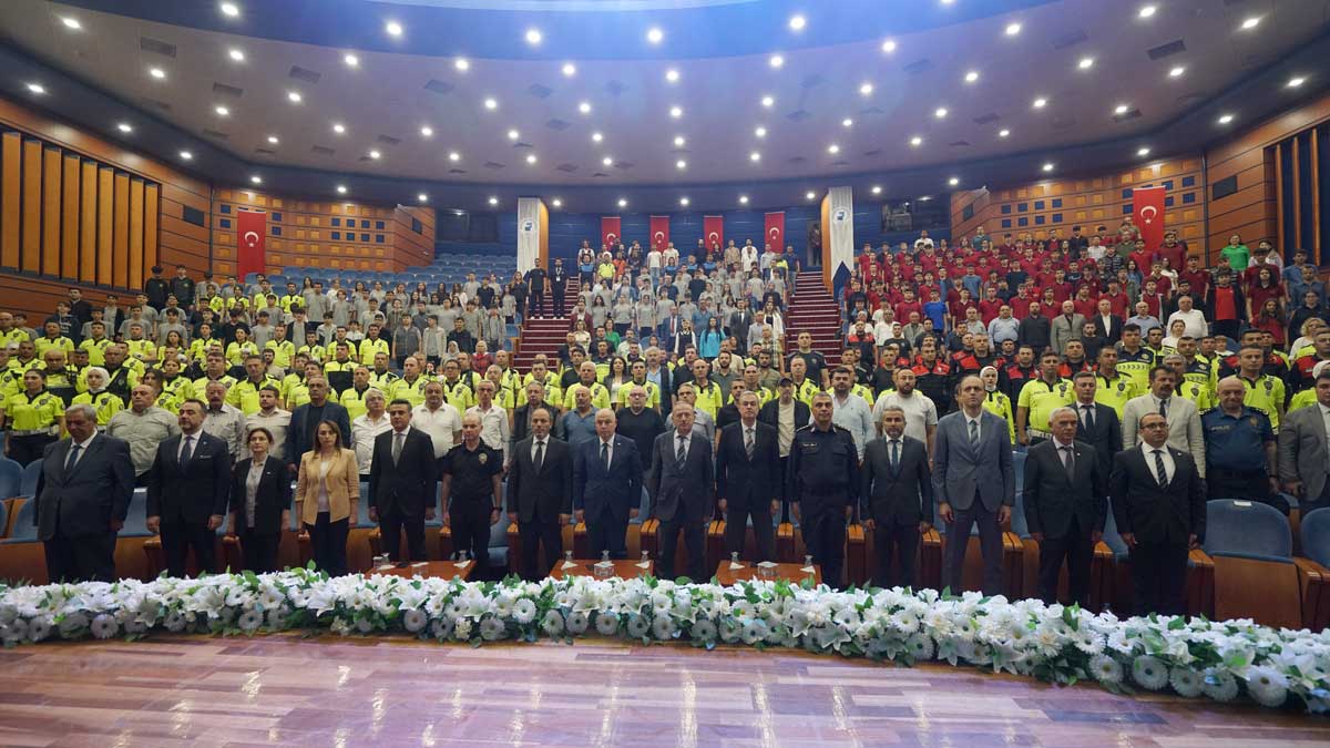 Trafik Haftasinda Paude Bir Kural Bir Omur Etkinligi3