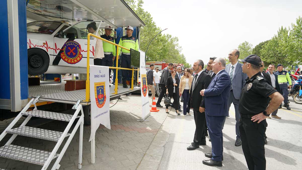 Trafik Haftasinda Paude Bir Kural Bir Omur Etkinligi4