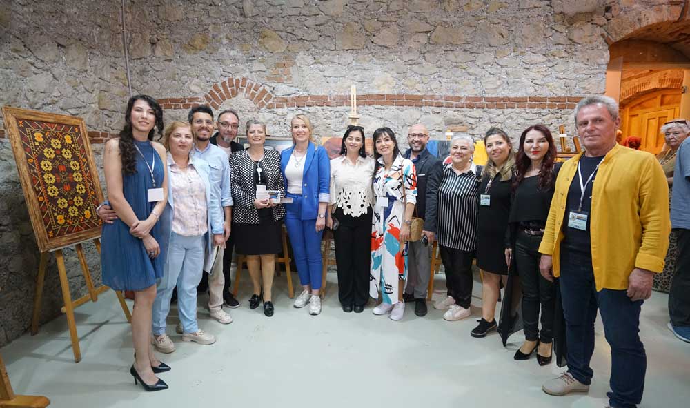 Uluslararasi Kultur Sanat Bulusmasi Denizli Uluslararasi Gorsel Sanatlar Sergisi Zeybek Atolye