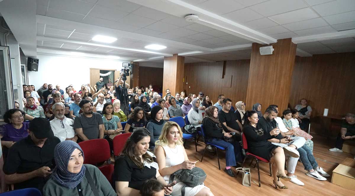 Zaferiye Abalioglu 2 A Sinifi Yilsonu Programi8