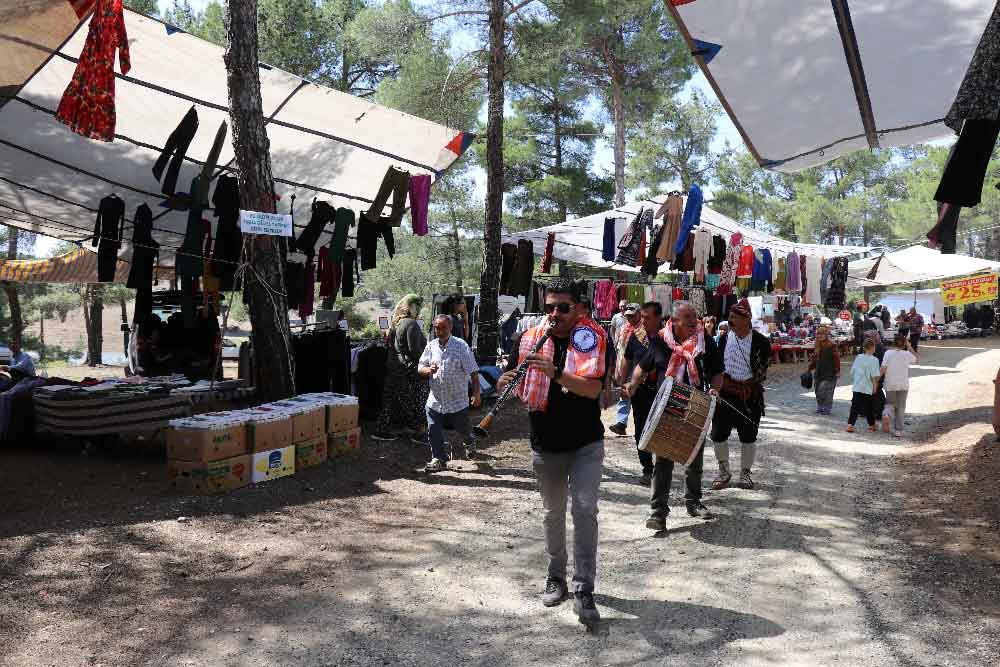 25 Geleneksel Gokay Yoruk Senligi Yogun Katilimla Gerceklestirildi 2
