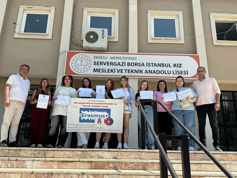 Avrupa Mutfagini Yerinde Ogrenen Denizlili Ogrenciler Uluslararasi Stajlarini Tamamladi 1