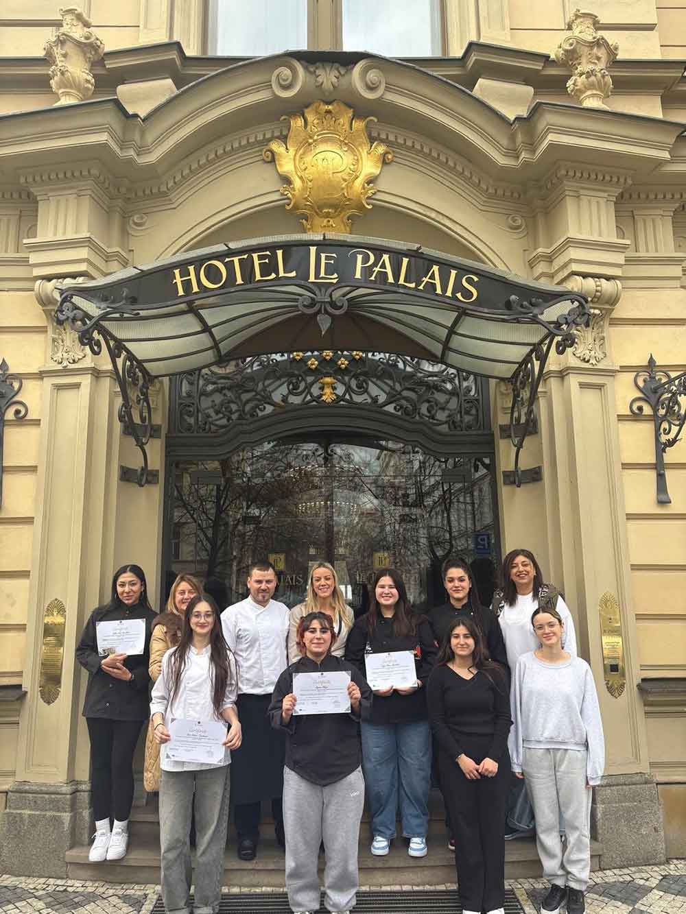 Avrupa Mutfagini Yerinde Ogrenen Denizlili Ogrenciler Uluslararasi Stajlarini Tamamladi 2